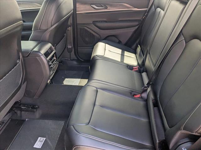 new 2025 Jeep Grand Cherokee car, priced at $46,743