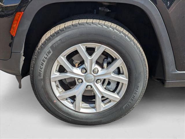 used 2022 Jeep Grand Cherokee car, priced at $31,580