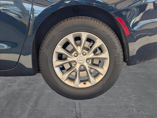 new 2025 Chrysler Pacifica car, priced at $46,736