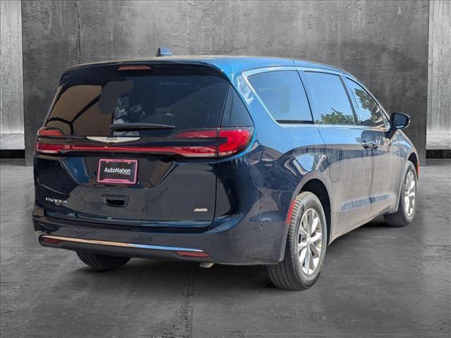 new 2025 Chrysler Pacifica car, priced at $46,736