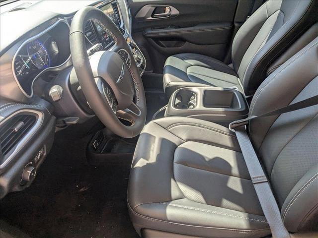 new 2025 Chrysler Pacifica car, priced at $46,736