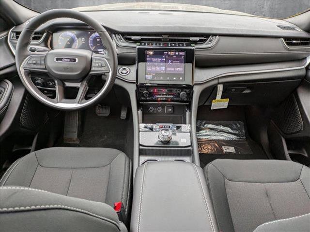 new 2025 Jeep Grand Cherokee car, priced at $42,576