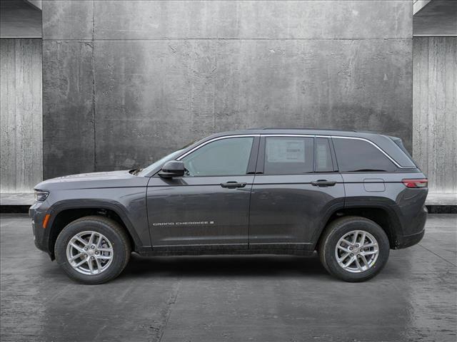 new 2025 Jeep Grand Cherokee car, priced at $42,576