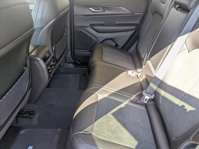 new 2025 Jeep Grand Cherokee car, priced at $43,484