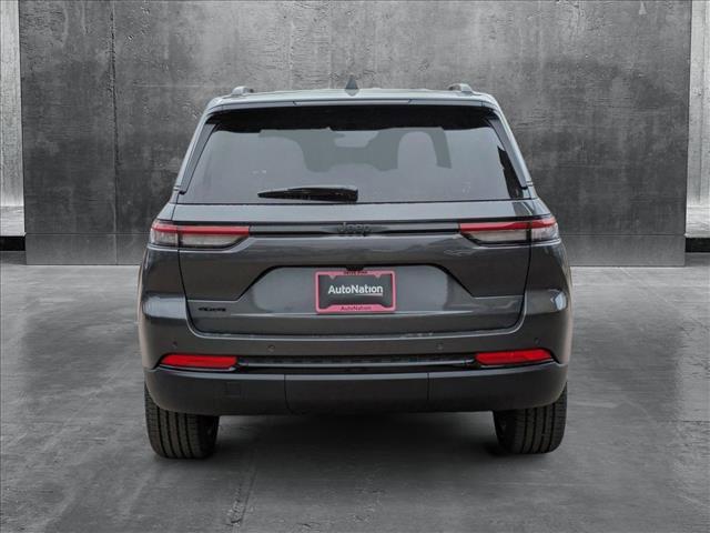 new 2025 Jeep Grand Cherokee car, priced at $44,890