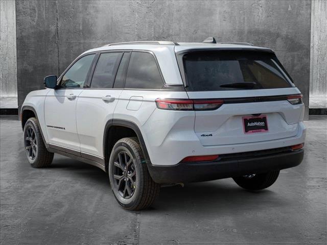new 2025 Jeep Grand Cherokee car, priced at $43,403