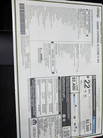 new 2025 Jeep Grand Cherokee car, priced at $43,403