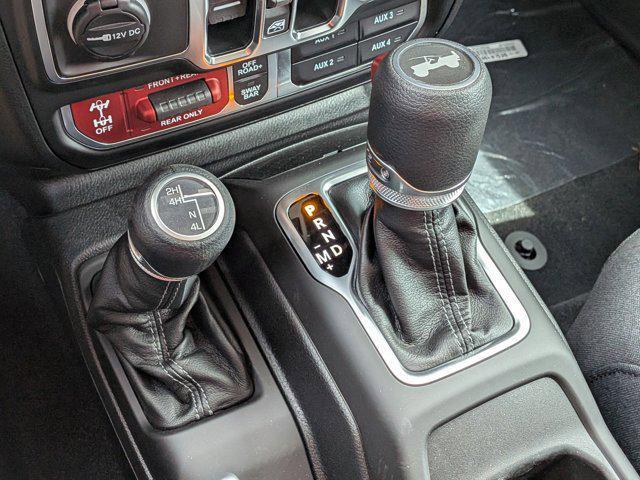 new 2025 Jeep Wrangler car, priced at $61,885