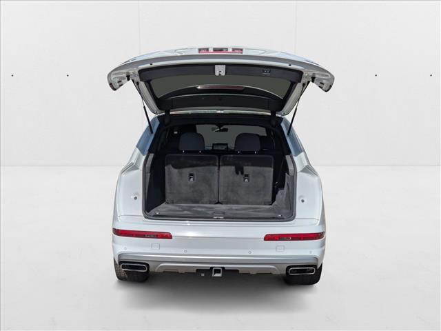 used 2017 Audi Q7 car, priced at $13,880