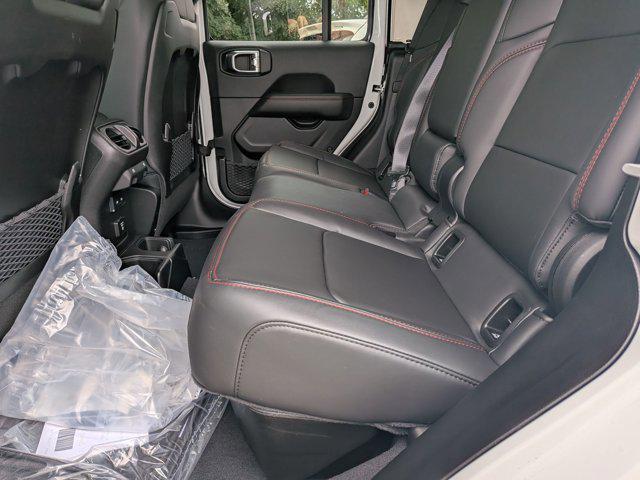 new 2025 Jeep Gladiator car, priced at $53,659