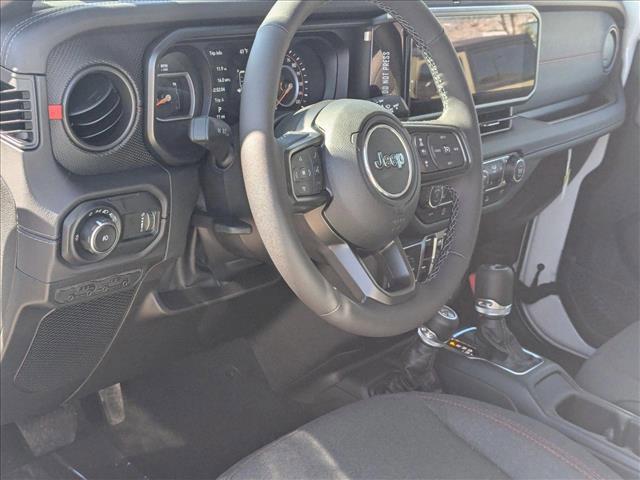 new 2025 Jeep Wrangler car, priced at $54,043