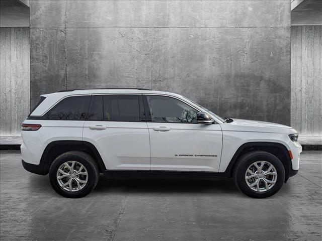 used 2023 Jeep Grand Cherokee car, priced at $31,790