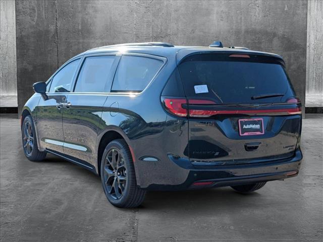 new 2025 Chrysler Pacifica car, priced at $52,197