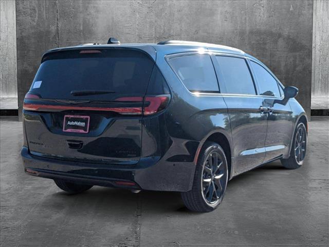 new 2025 Chrysler Pacifica car, priced at $52,197