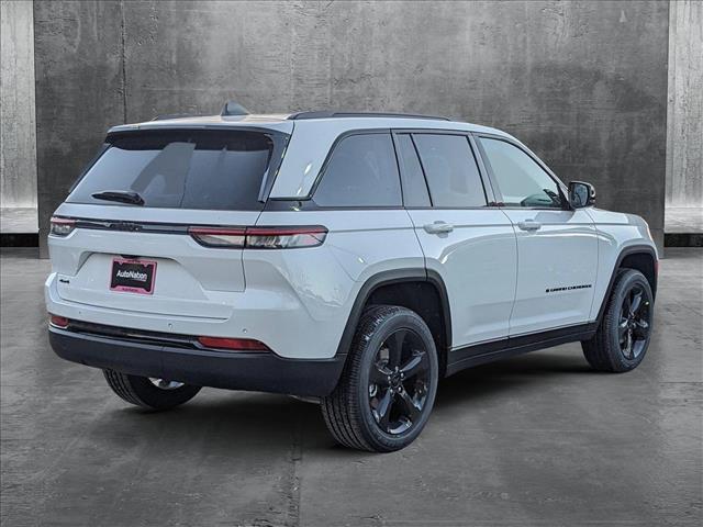 new 2025 Jeep Grand Cherokee car, priced at $44,499