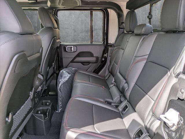 new 2025 Jeep Gladiator car, priced at $53,800