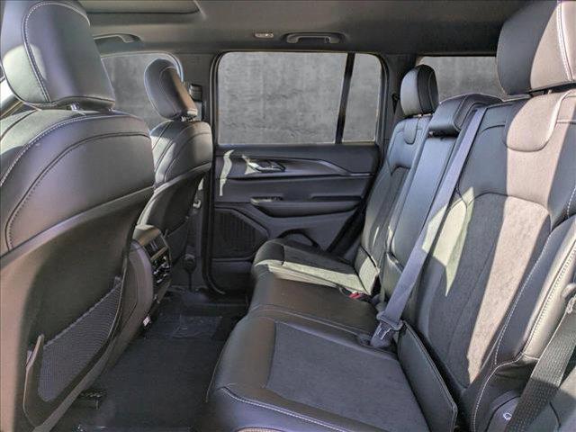 new 2025 Jeep Grand Cherokee car, priced at $42,450
