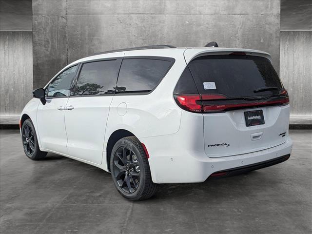 new 2024 Chrysler Pacifica car, priced at $54,549