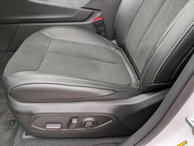 new 2025 Jeep Grand Cherokee car, priced at $44,255
