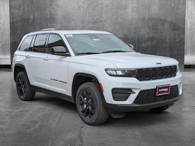 new 2025 Jeep Grand Cherokee car, priced at $44,255