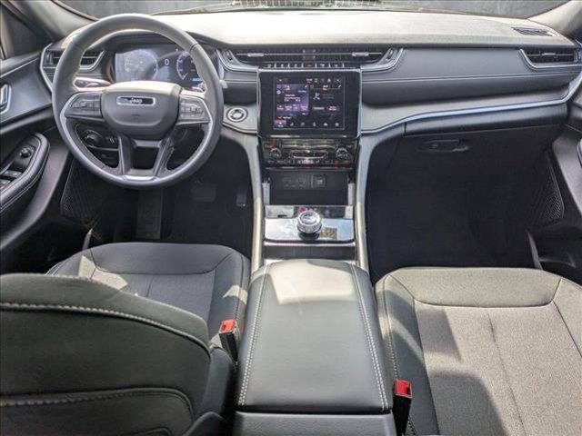 new 2025 Jeep Grand Cherokee car, priced at $38,810