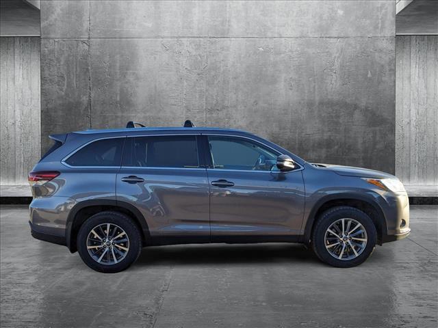 used 2019 Toyota Highlander car, priced at $29,790