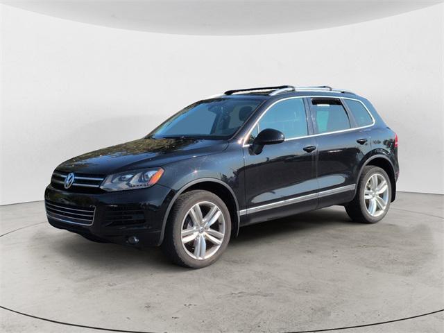 used 2014 Volkswagen Touareg car, priced at $14,998
