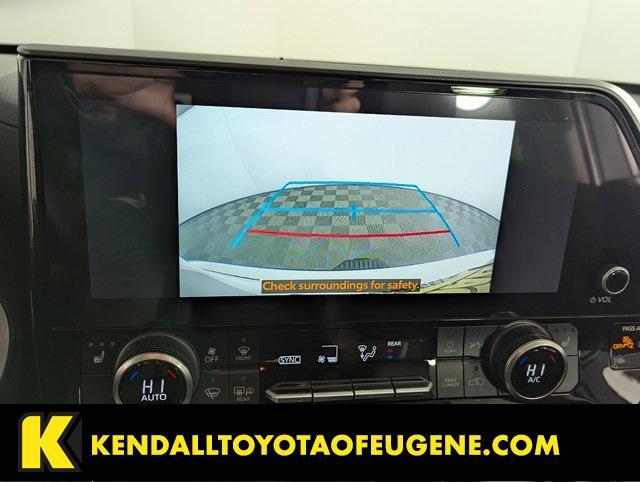 used 2024 Toyota Highlander Hybrid car, priced at $54,998