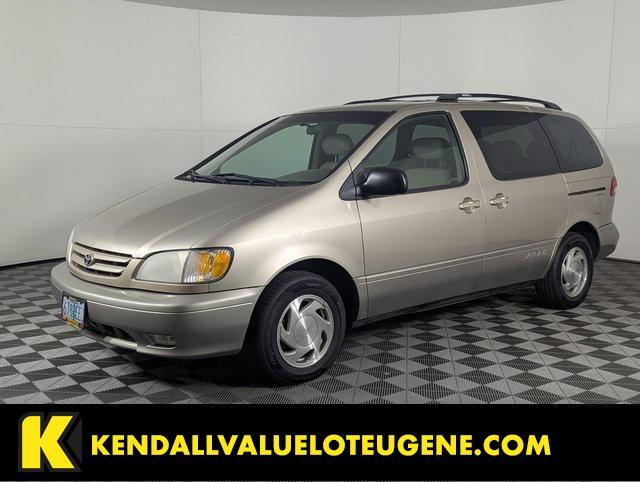 used 2001 Toyota Sienna car, priced at $6,797