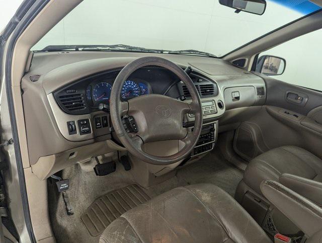 used 2001 Toyota Sienna car, priced at $6,797