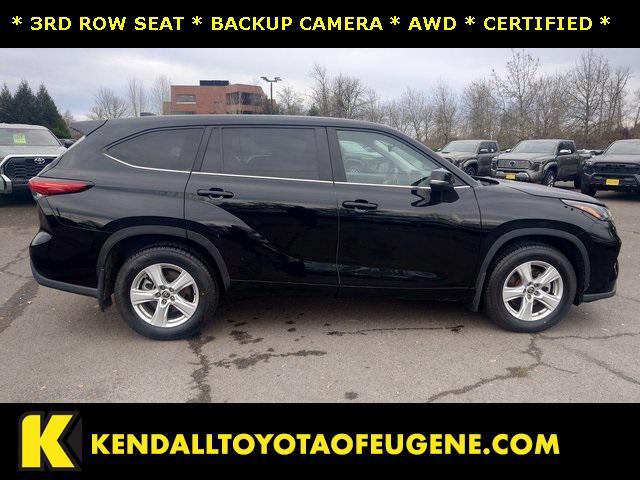 used 2023 Toyota Highlander car, priced at $31,406