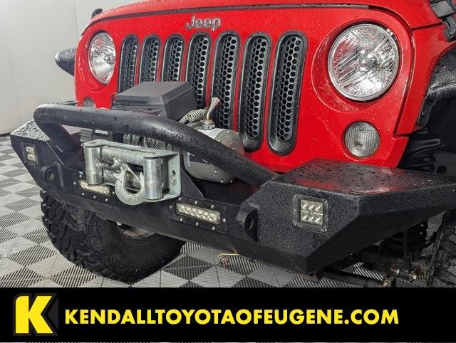 used 2015 Jeep Wrangler Unlimited car, priced at $22,994