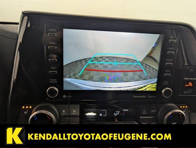 used 2022 Toyota Highlander car, priced at $36,998