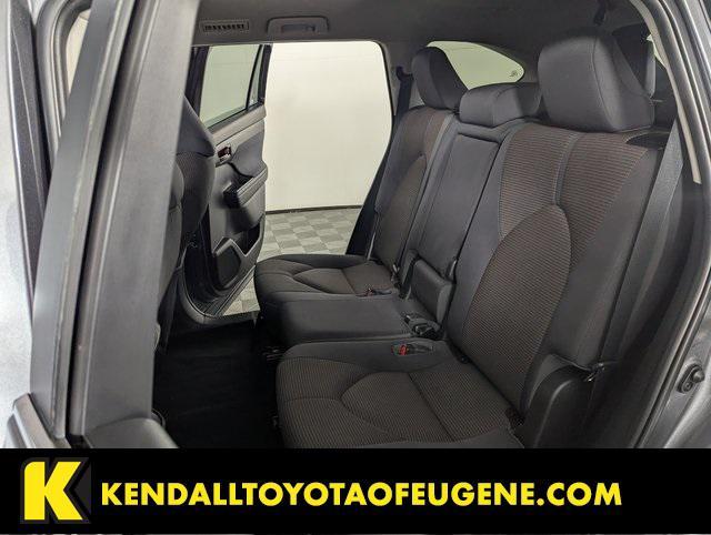 used 2023 Toyota Highlander car, priced at $33,331