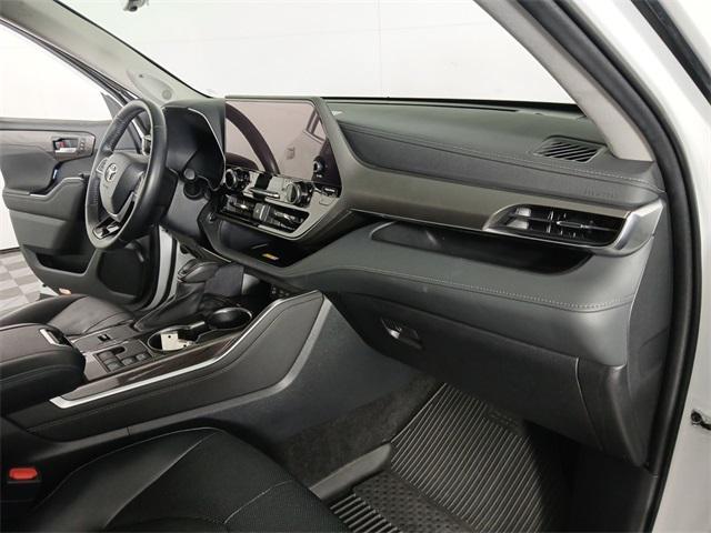 used 2023 Toyota Highlander Hybrid car, priced at $49,998