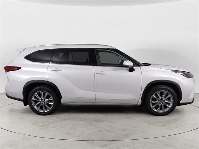 used 2023 Toyota Highlander Hybrid car, priced at $49,998