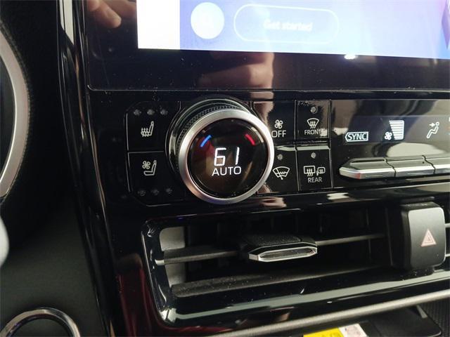 used 2023 Toyota Highlander Hybrid car, priced at $49,998
