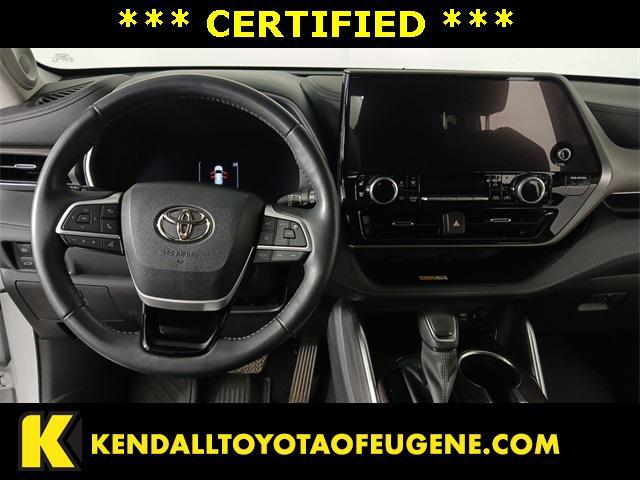 used 2023 Toyota Highlander Hybrid car, priced at $46,998