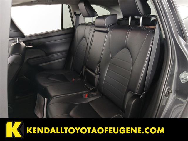 used 2023 Toyota Highlander car, priced at $38,998