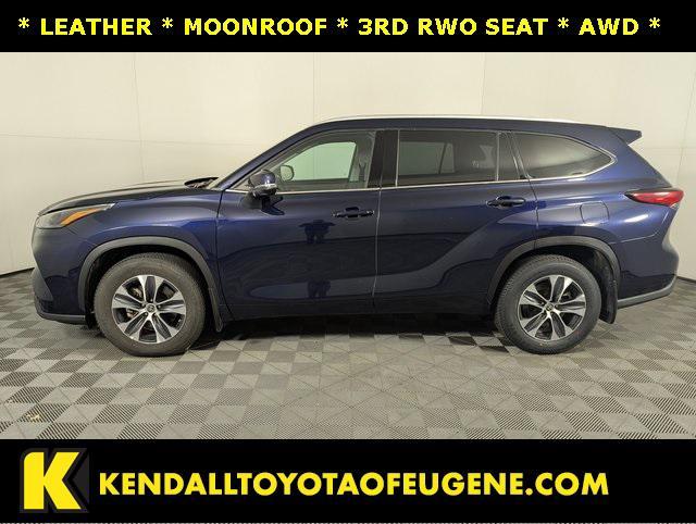 used 2022 Toyota Highlander car, priced at $33,549