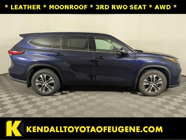 used 2022 Toyota Highlander car, priced at $33,549