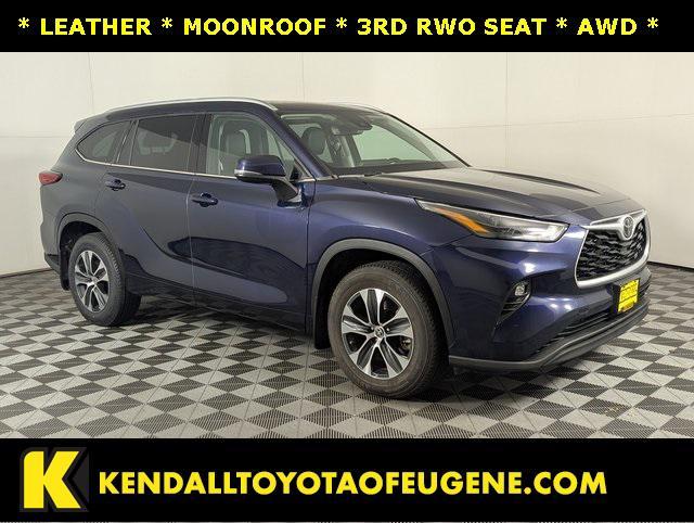 used 2022 Toyota Highlander car, priced at $33,549