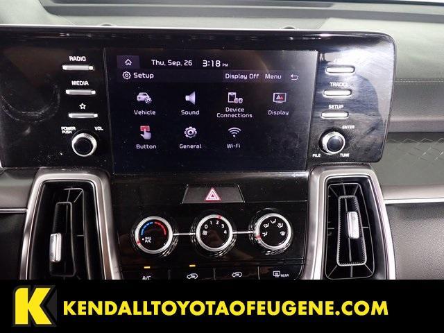 used 2023 Kia Sorento car, priced at $23,998