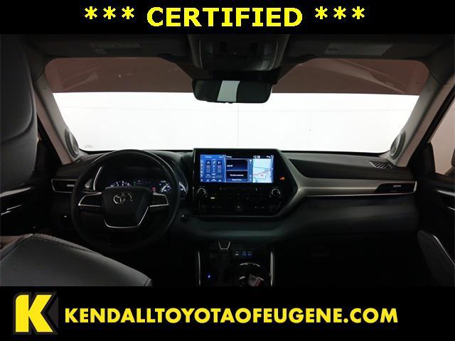 used 2022 Toyota Highlander car, priced at $42,342