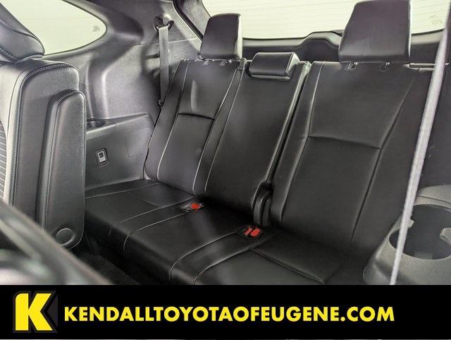 used 2024 Toyota Highlander car, priced at $41,998