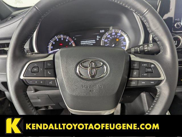 used 2024 Toyota Highlander car, priced at $44,722