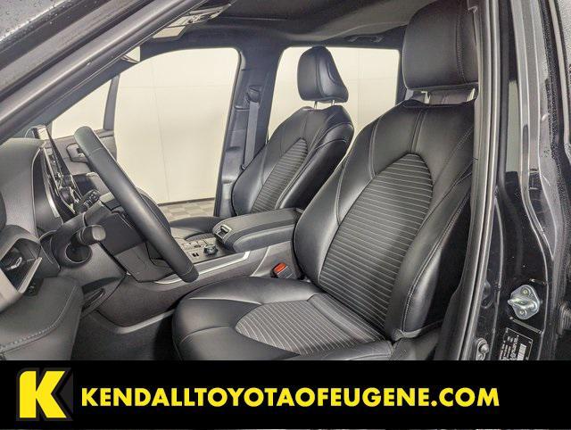 used 2024 Toyota Highlander car, priced at $44,722