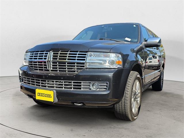 used 2013 Lincoln Navigator car