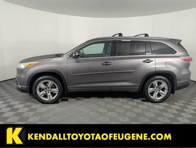 used 2016 Toyota Highlander car, priced at $22,998