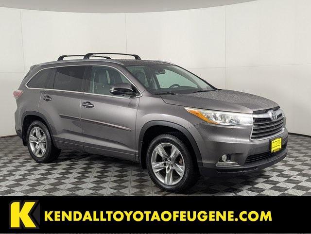 used 2016 Toyota Highlander car, priced at $22,998